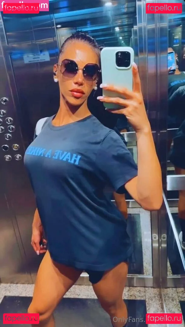 aly_ts Onlyfans Photo Gallery 