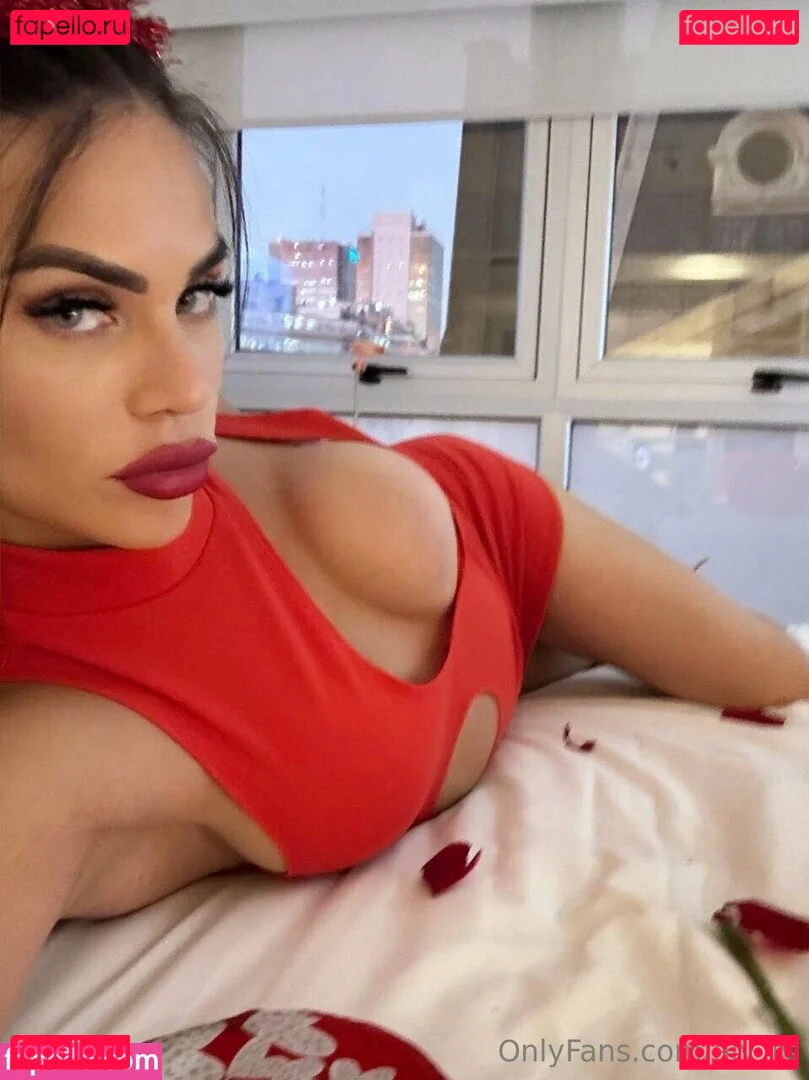 aly_ts Onlyfans Photo Gallery 