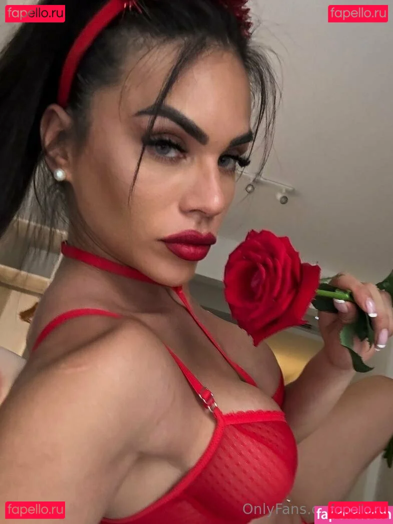 aly_ts Onlyfans Photo Gallery 