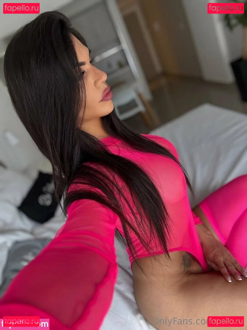 aly_ts Onlyfans Photo Gallery 