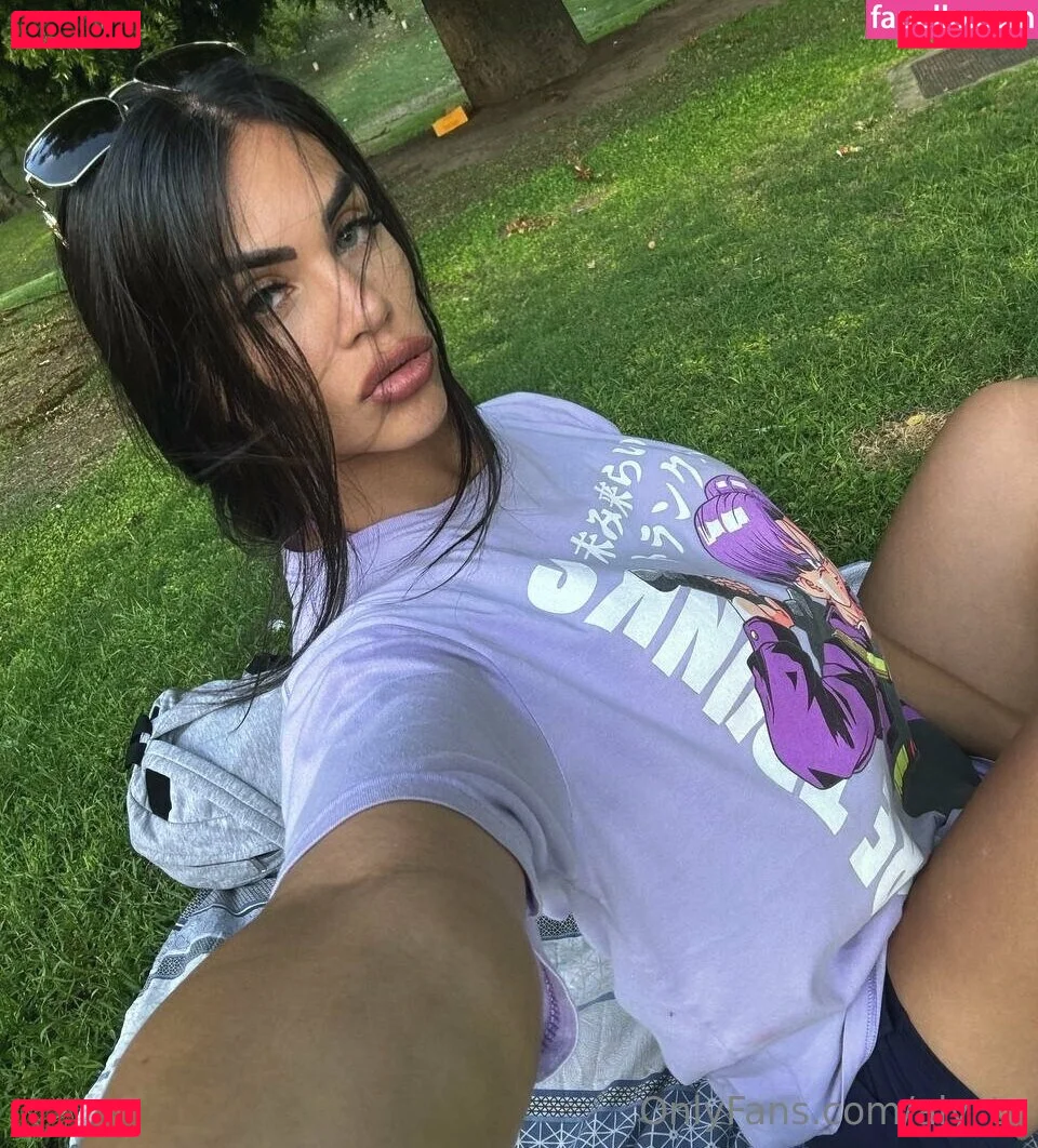 aly_ts Onlyfans Photo Gallery 