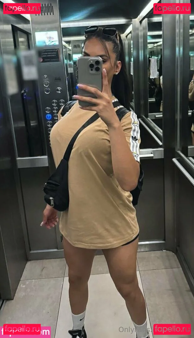 aly_ts Onlyfans Photo Gallery 