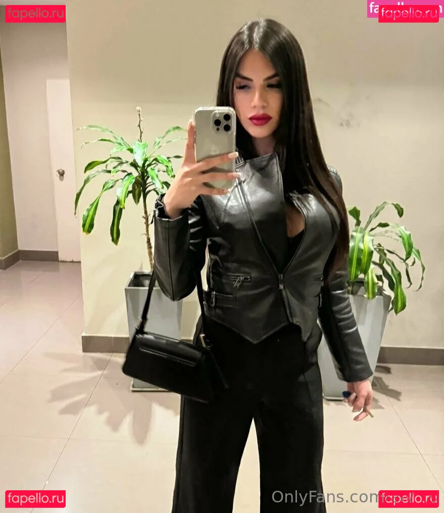 aly_ts Onlyfans Photo Gallery 