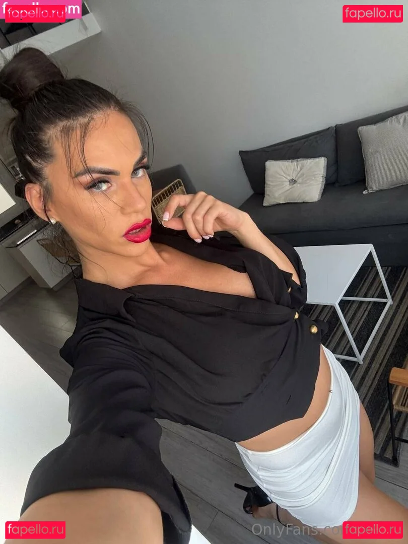 aly_ts Onlyfans Photo Gallery 