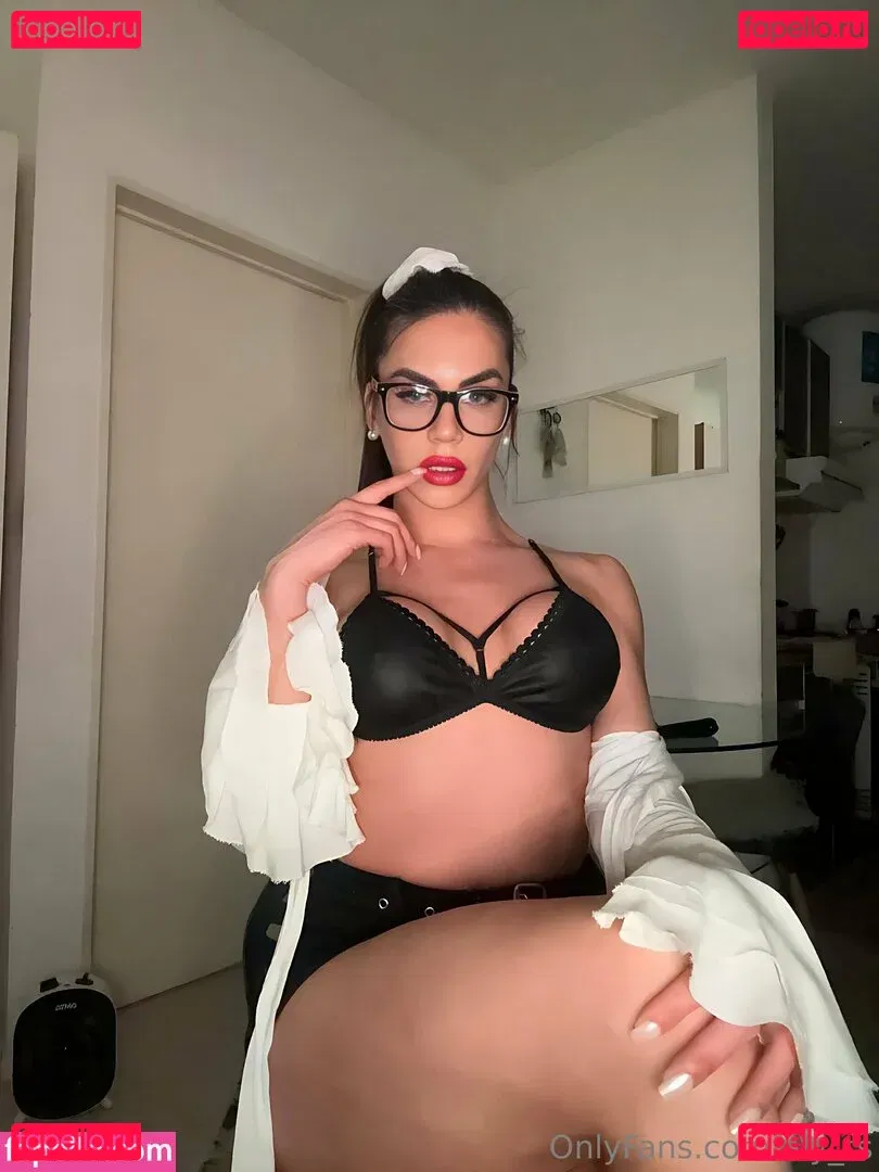 aly_ts Onlyfans Photo Gallery 