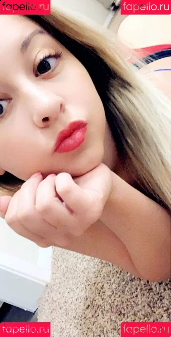 LoadsofLayla Onlyfans Photo Gallery 