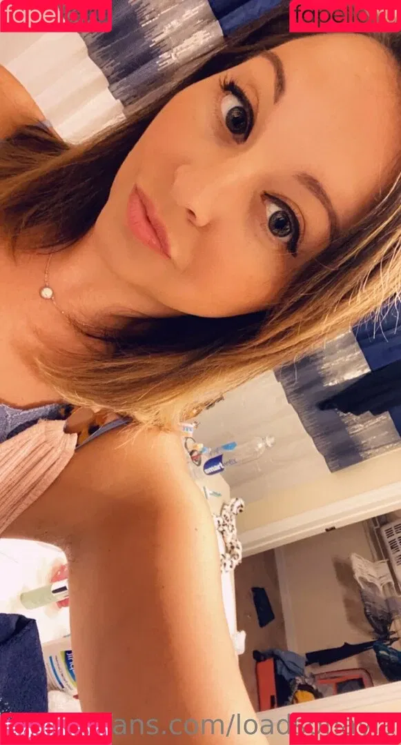 LoadsofLayla Onlyfans Photo Gallery 