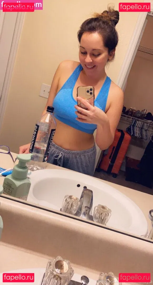 LoadsofLayla Onlyfans Photo Gallery 