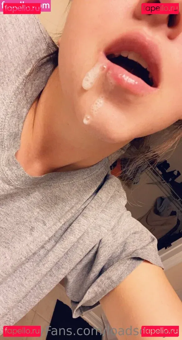 LoadsofLayla Onlyfans Photo Gallery 