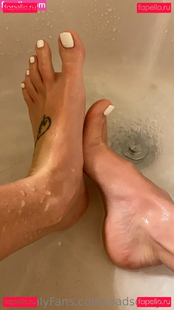 LoadsofLayla Onlyfans Photo Gallery 