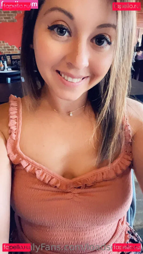 LoadsofLayla Onlyfans Photo Gallery 