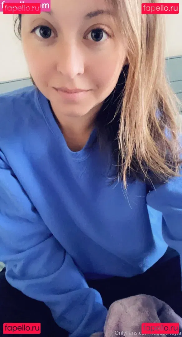 LoadsofLayla Onlyfans Photo Gallery 