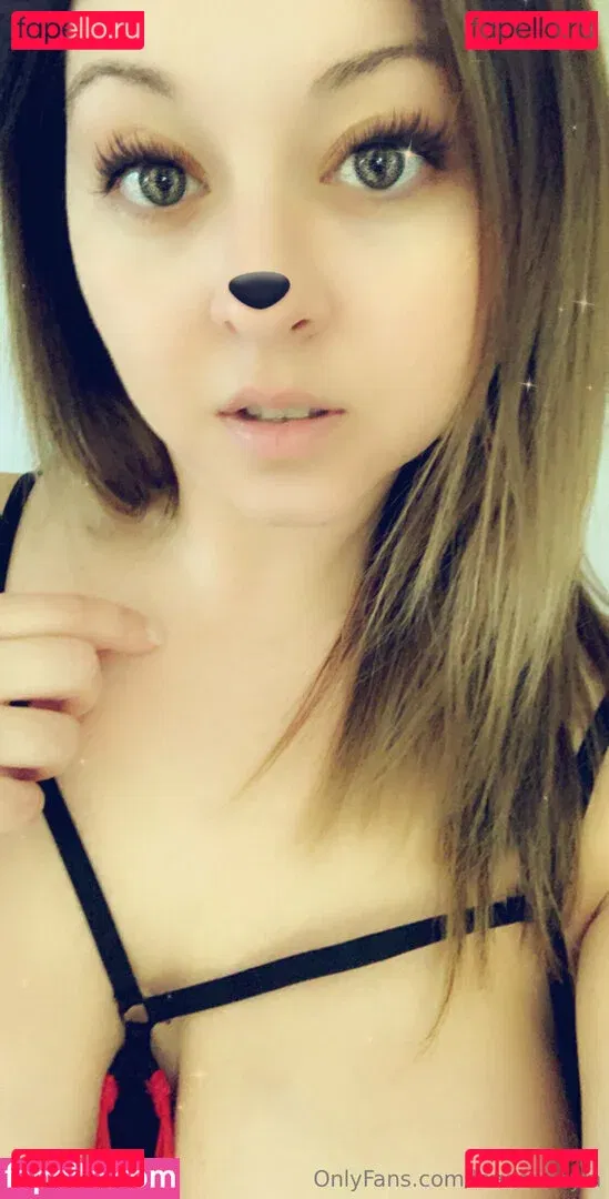 LoadsofLayla Onlyfans Photo Gallery 