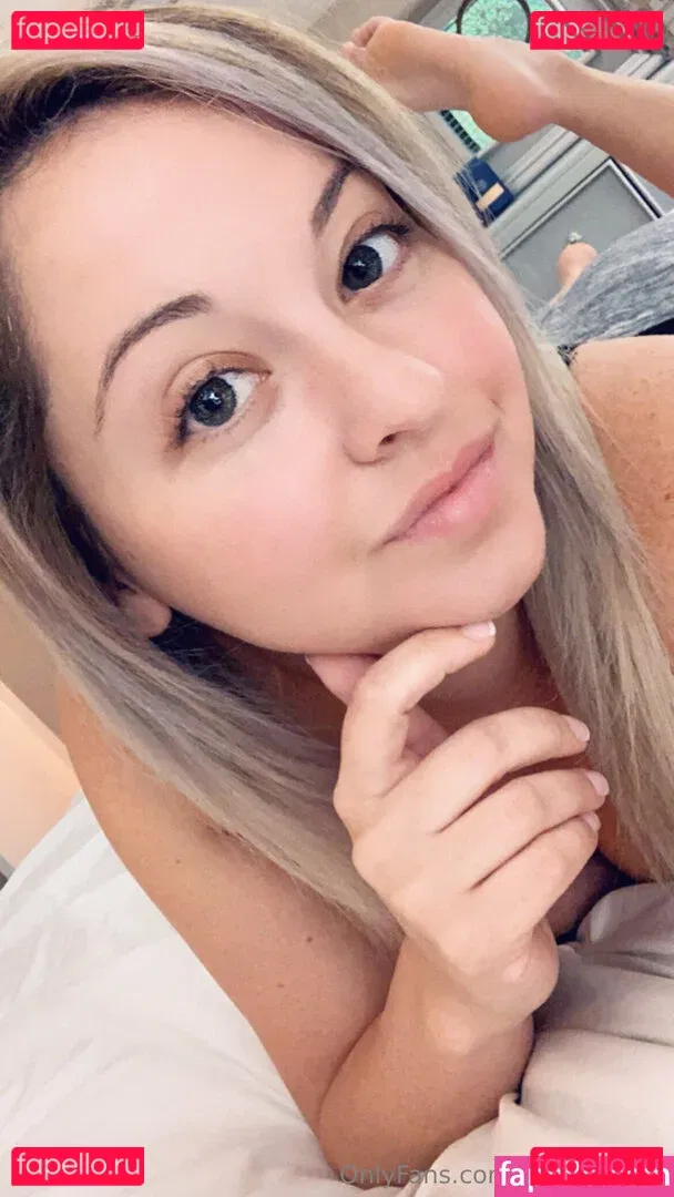 LoadsofLayla Onlyfans Photo Gallery 