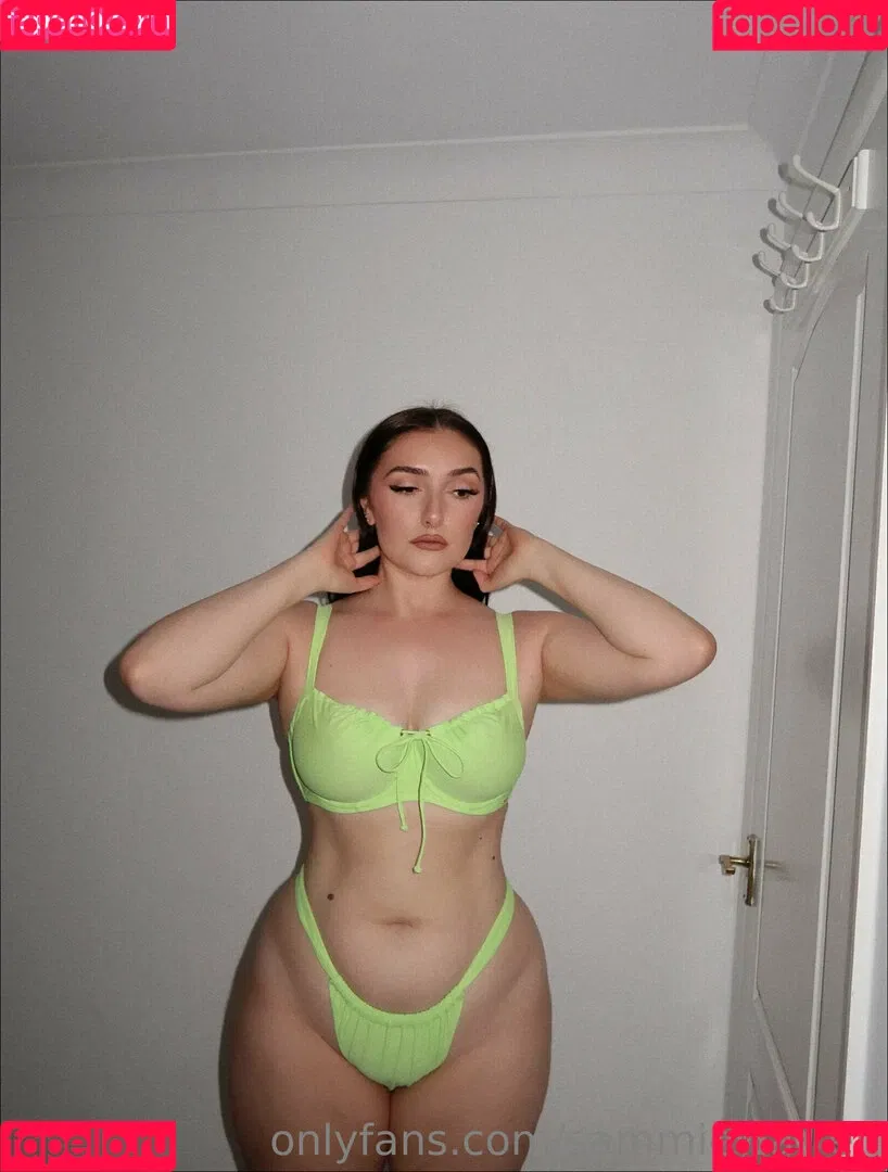 sammiewarren Onlyfans Photo Gallery 