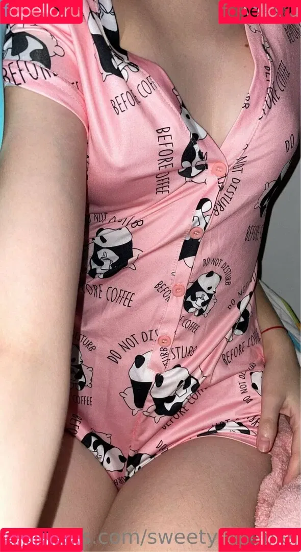 sweetylittlepiefree Onlyfans Photo Gallery 