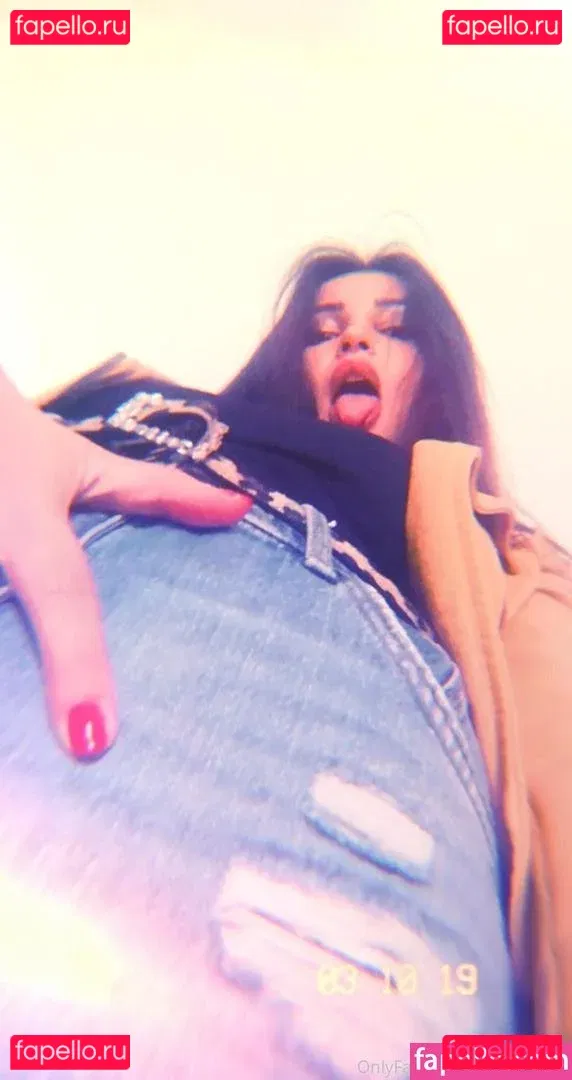 alyssia_kent Onlyfans Photo Gallery 