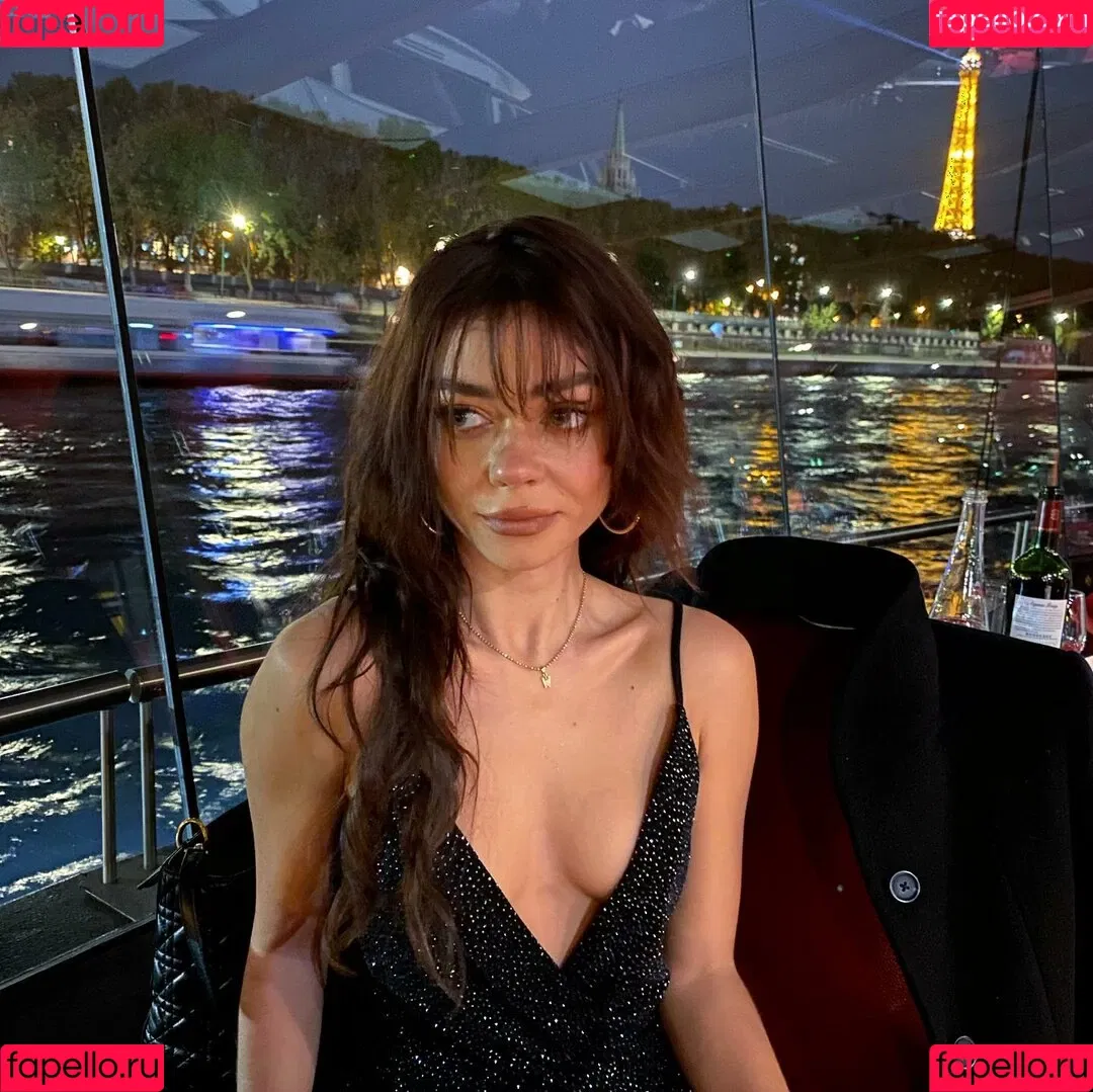 Sarah Hyland Onlyfans Photo Gallery 