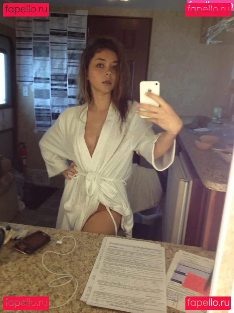 Sarah Hyland Onlyfans Photo Gallery 