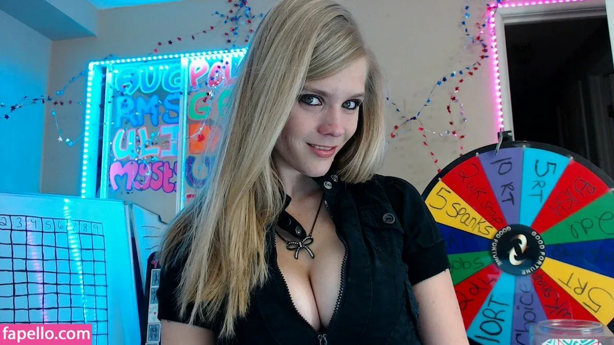 Candie_CaneMFC Onlyfans Photo Gallery 