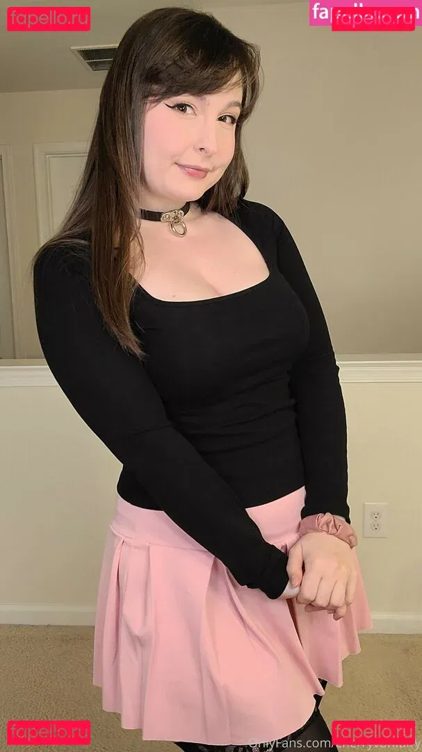 CherryVonFairy Onlyfans Photo Gallery 