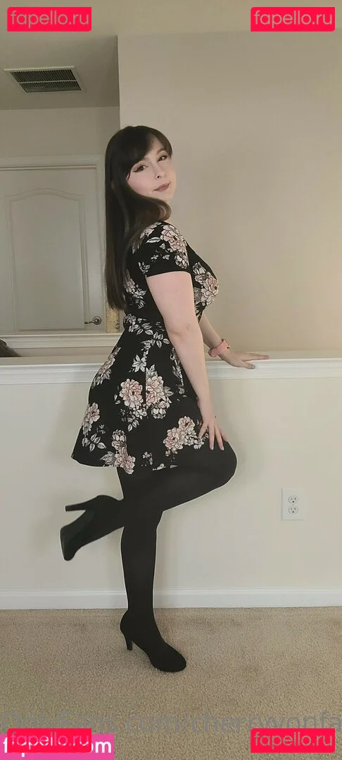 CherryVonFairy Onlyfans Photo Gallery 