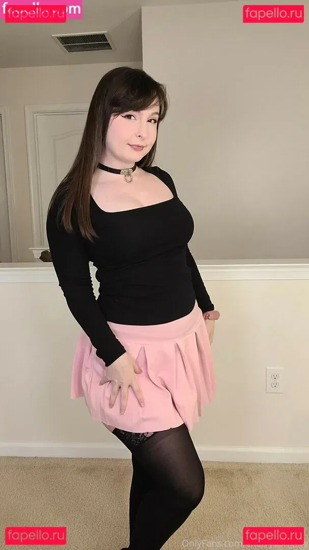 CherryVonFairy Onlyfans Photo Gallery 