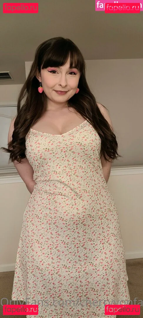 CherryVonFairy Onlyfans Photo Gallery 