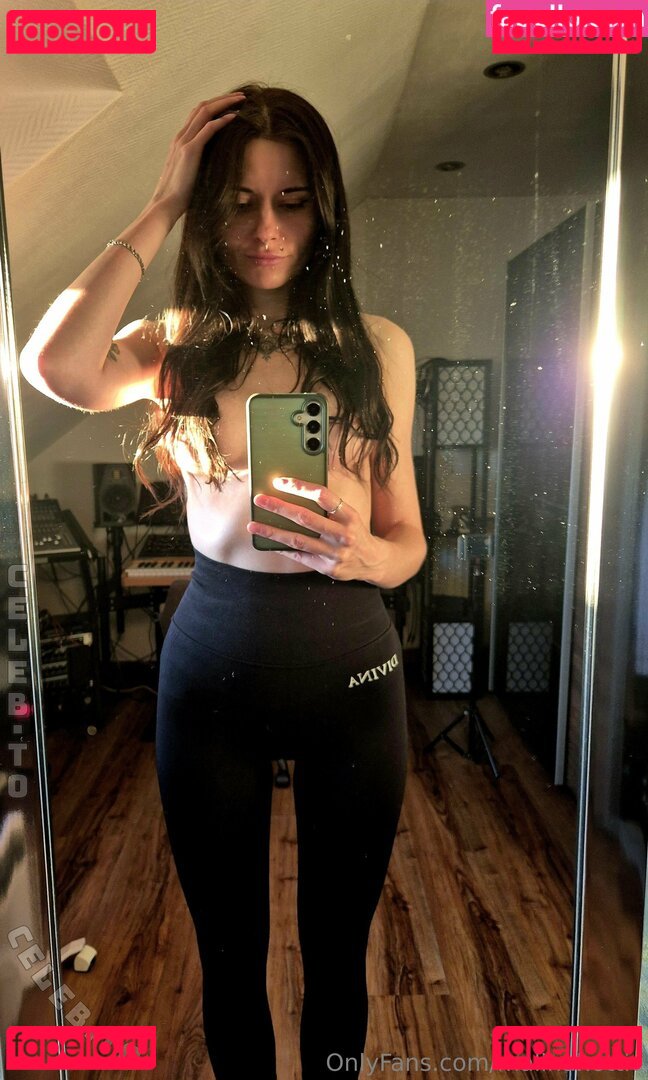 malinahottie Nude Onlyfans Photo 13