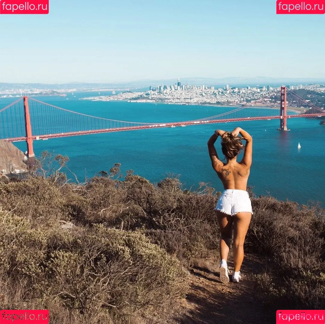 riribunkiki Onlyfans Photo Gallery 