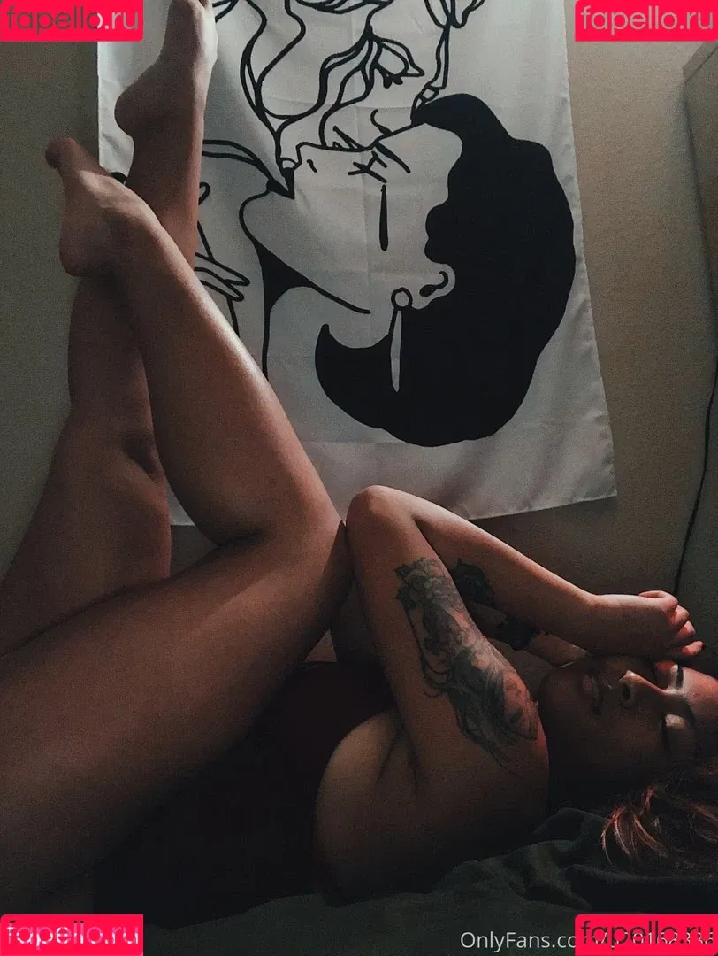 riribunkiki Onlyfans Photo Gallery 