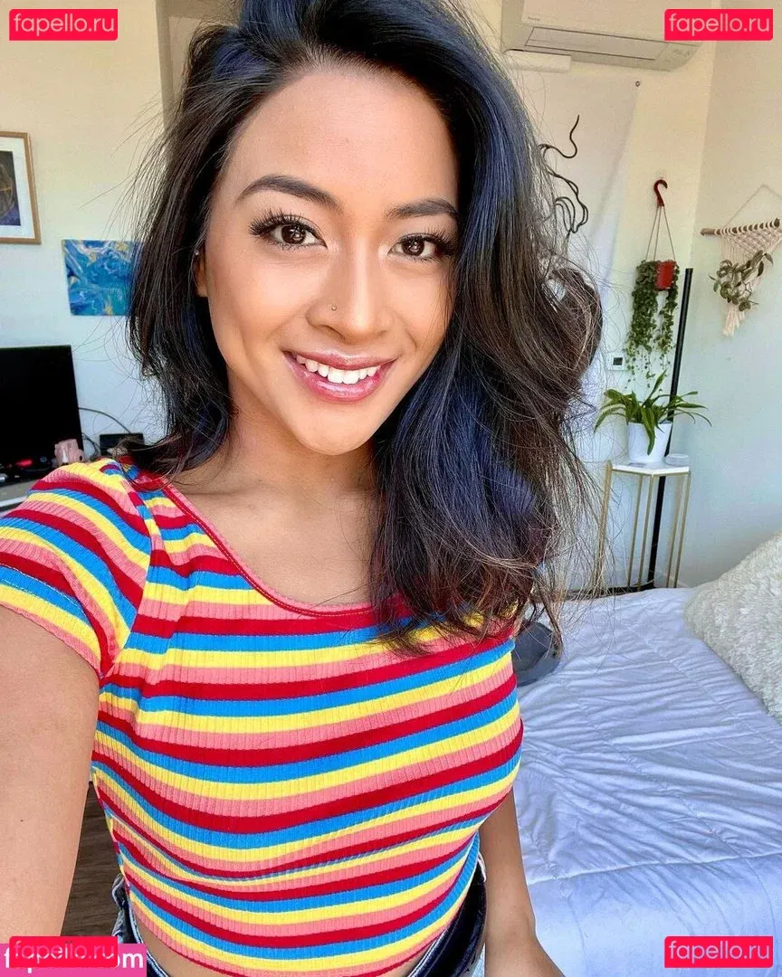 riribunkiki Onlyfans Photo Gallery 