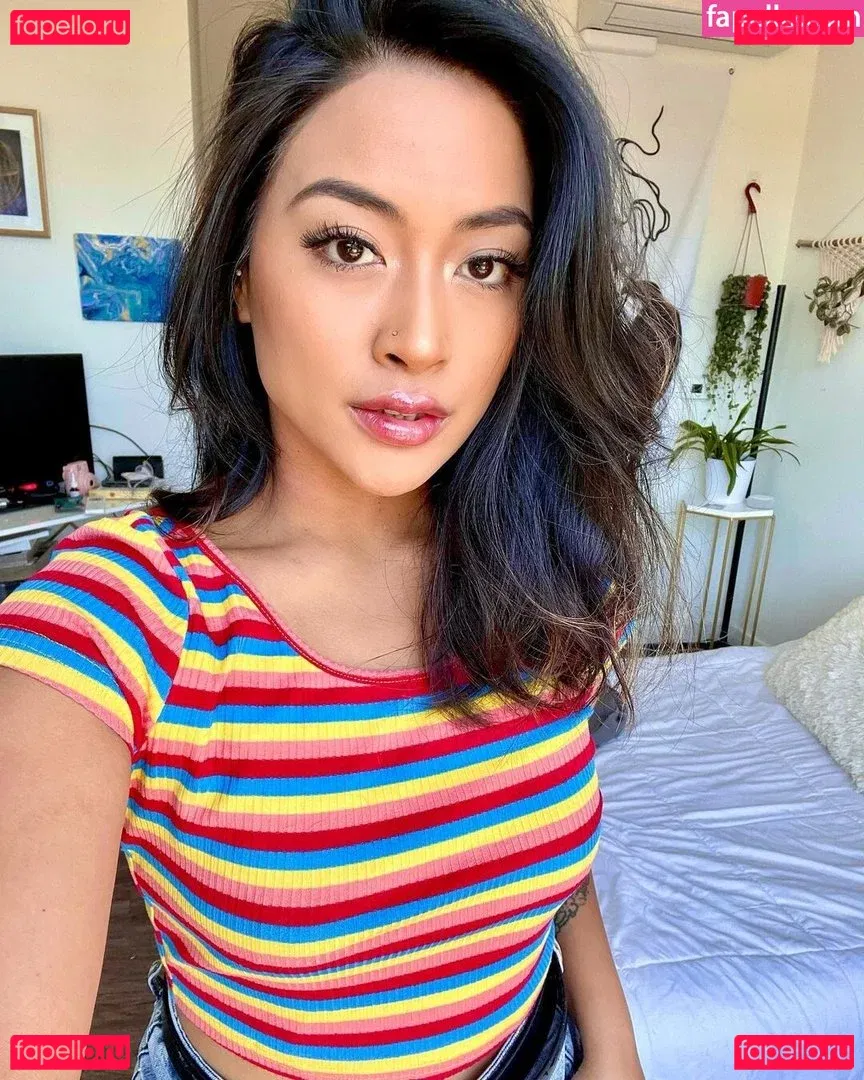 riribunkiki Onlyfans Photo Gallery 