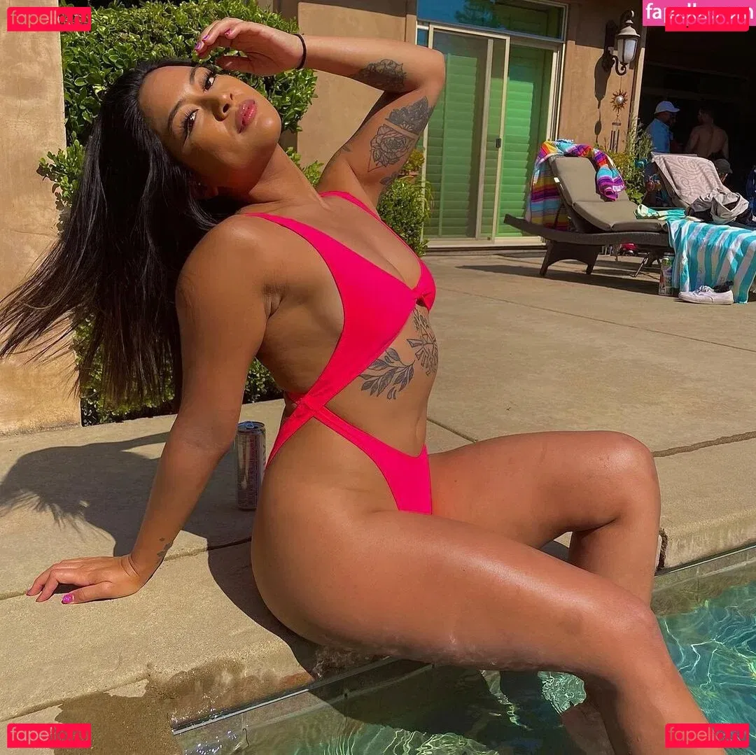 riribunkiki Onlyfans Photo Gallery 