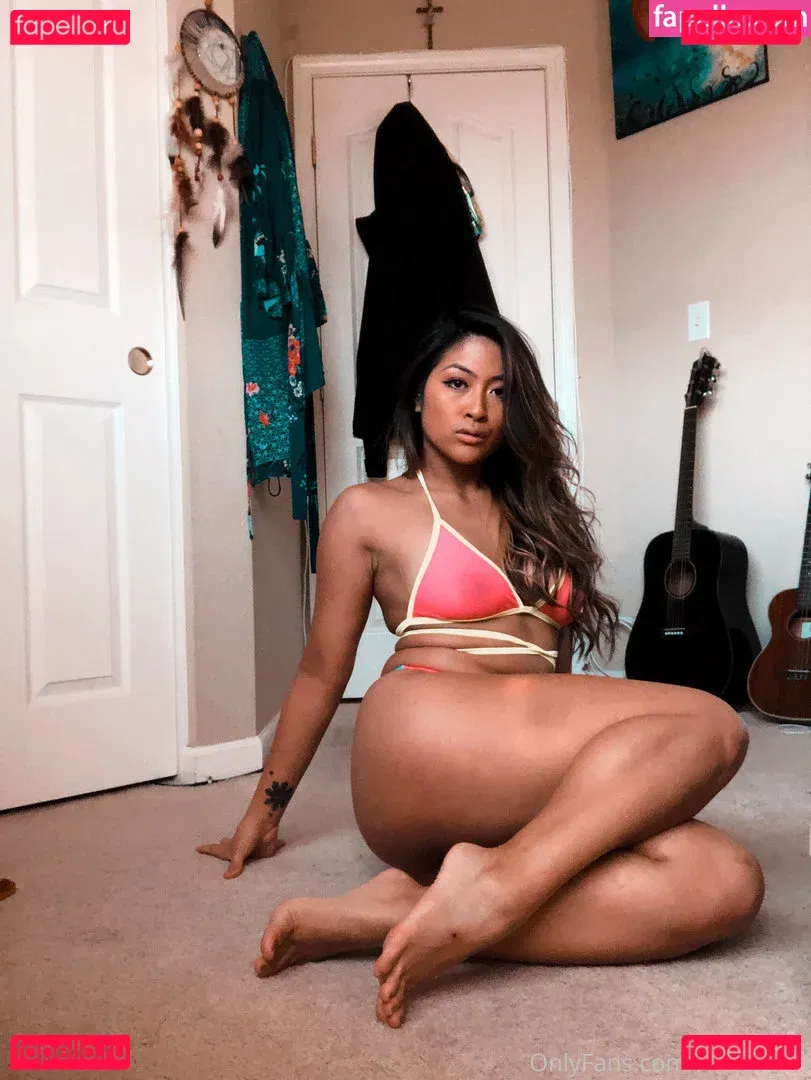 riribunkiki Onlyfans Photo Gallery 