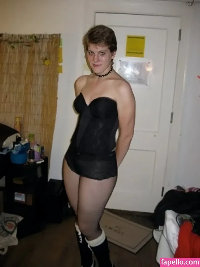 Mindless Entertainment Onlyfans Photo Gallery 