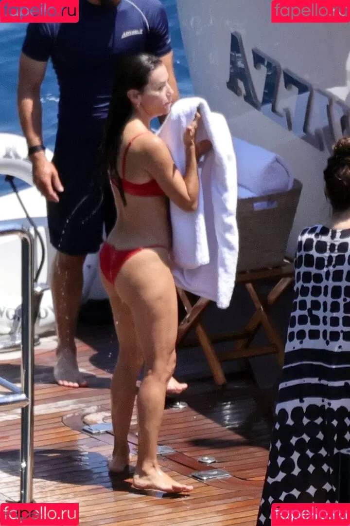 Eva Longoria Onlyfans Photo Gallery 