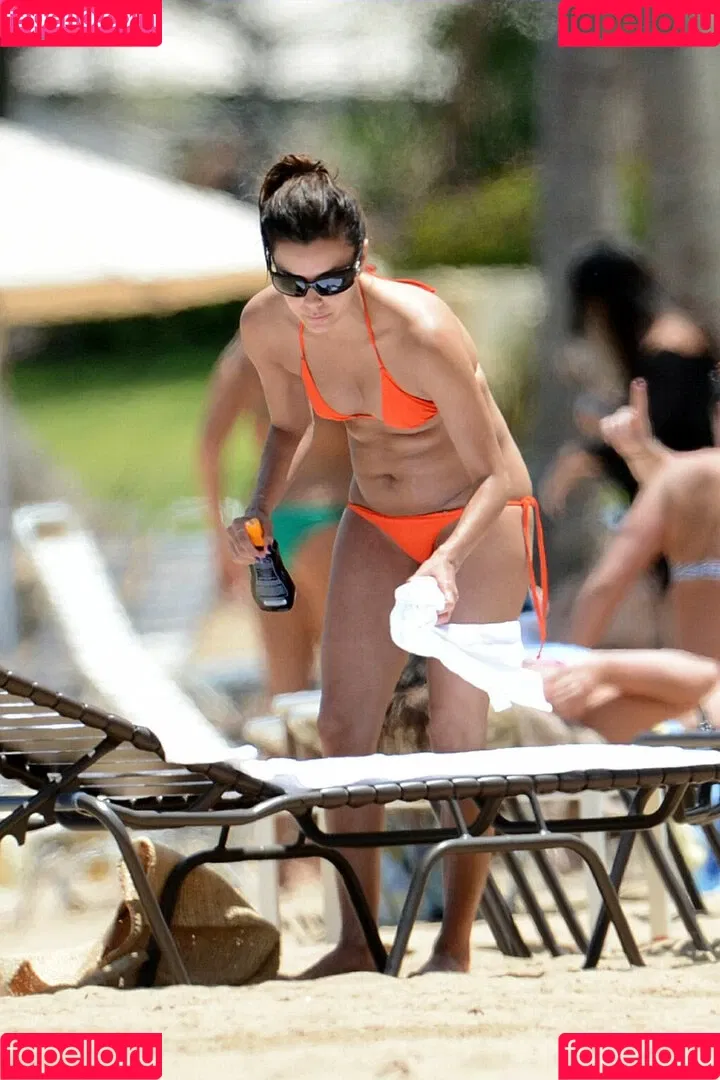Eva Longoria Onlyfans Photo Gallery 