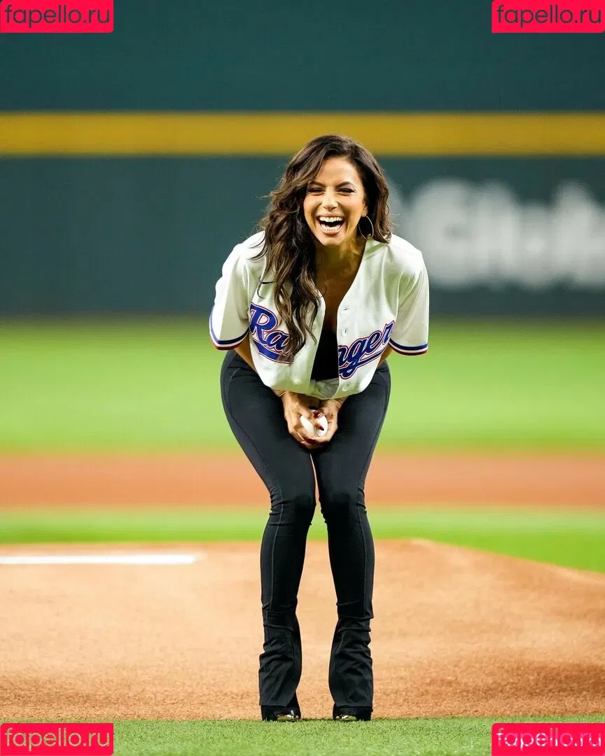 Eva Longoria Onlyfans Photo Gallery 
