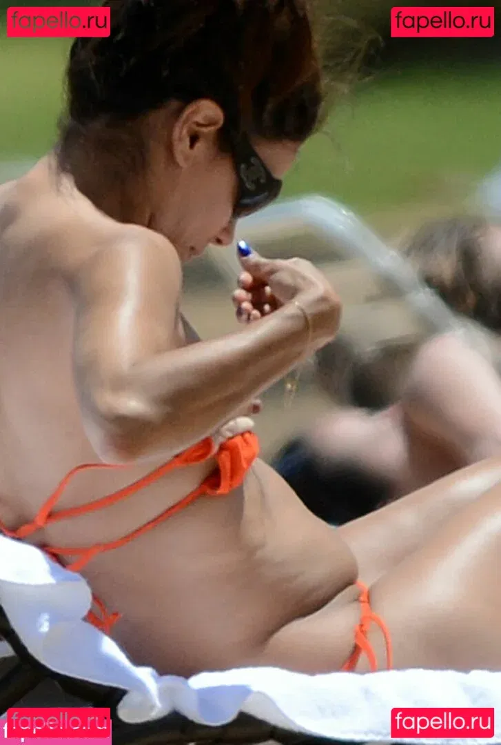 Eva Longoria Onlyfans Photo Gallery 