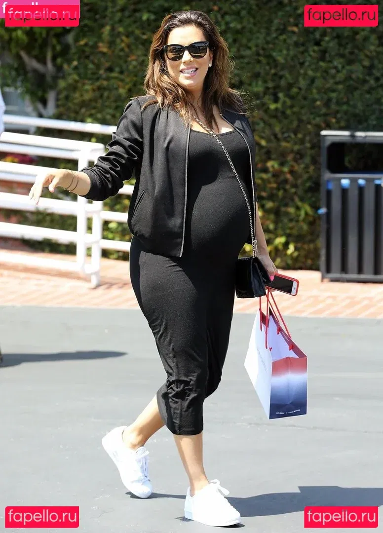 Eva Longoria Onlyfans Photo Gallery 