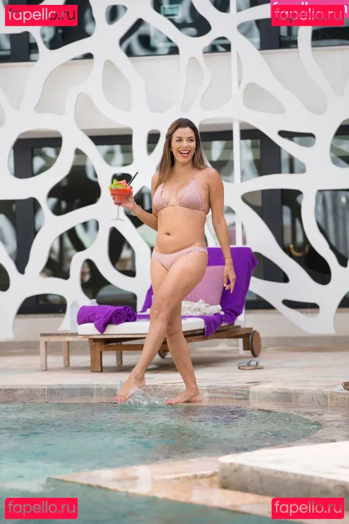 Eva Longoria Onlyfans Photo Gallery 