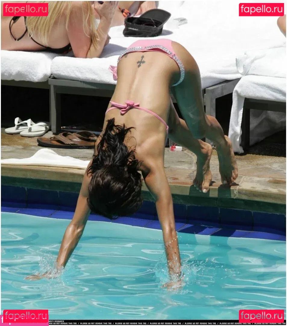 Eva Longoria Onlyfans Photo Gallery 