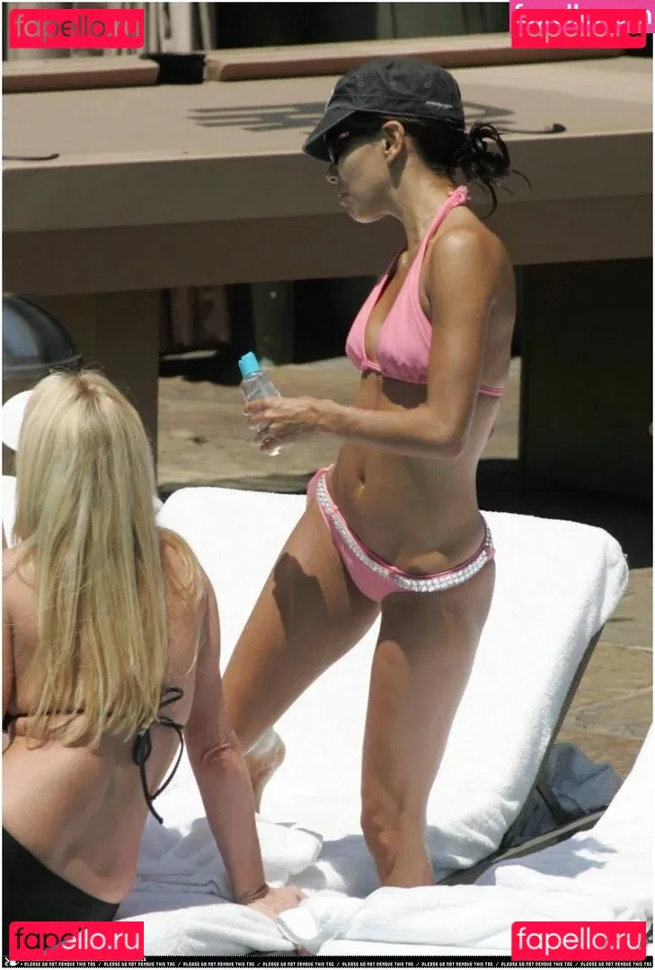 Eva Longoria Onlyfans Photo Gallery 