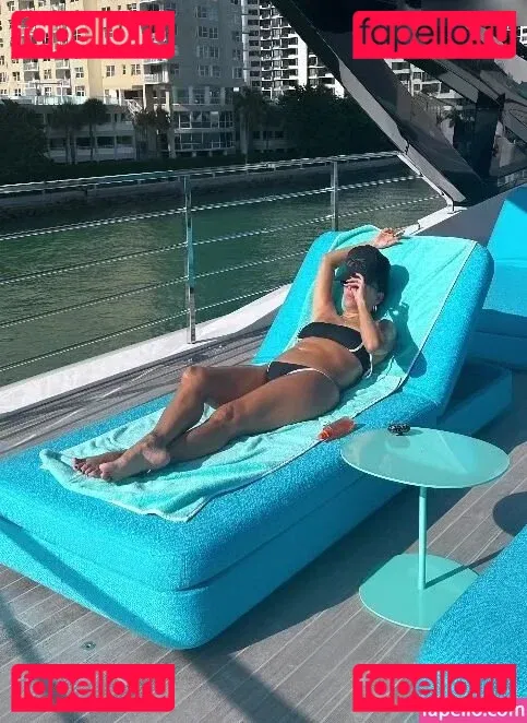 Eva Longoria Onlyfans Photo Gallery 