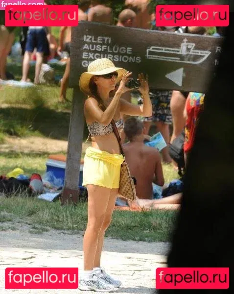 Eva Longoria Onlyfans Photo Gallery 