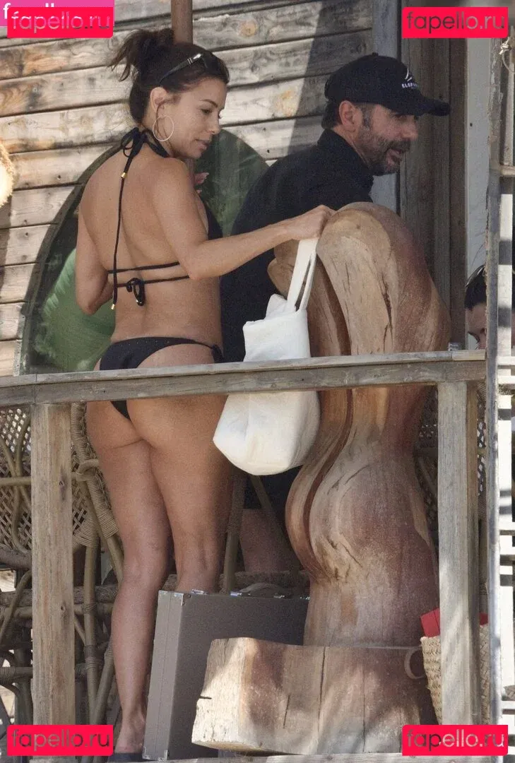 Eva Longoria Onlyfans Photo Gallery 