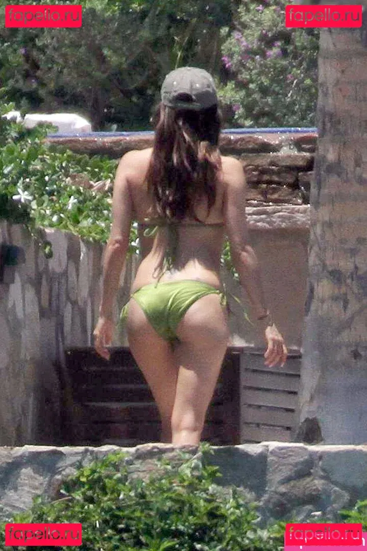 Eva Longoria Onlyfans Photo Gallery 