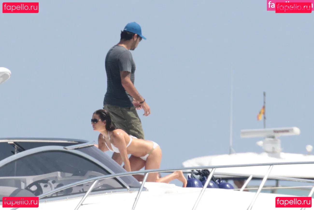 Eva Longoria Onlyfans Photo Gallery 