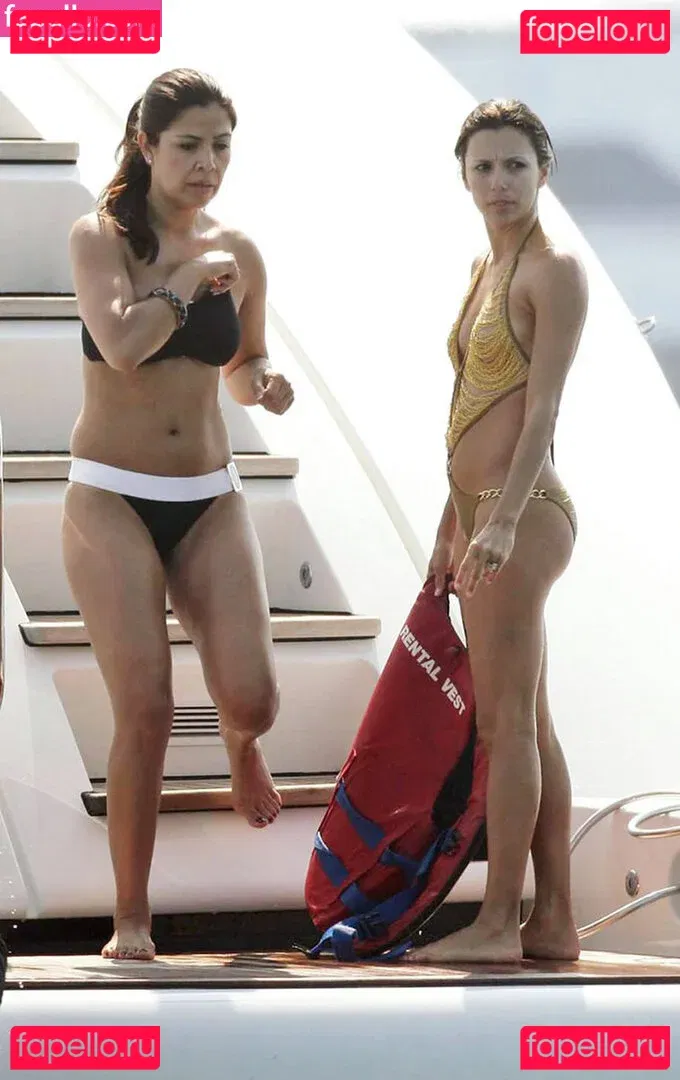 Eva Longoria Onlyfans Photo Gallery 